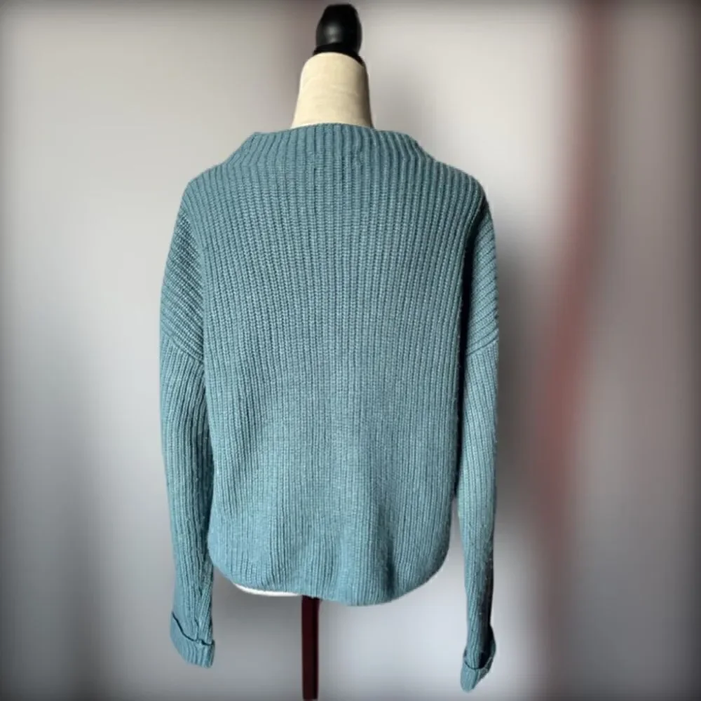 Atmosphere Blue Boat Neck Cable Knit Cropped Pullover Sweater (Size: 12)